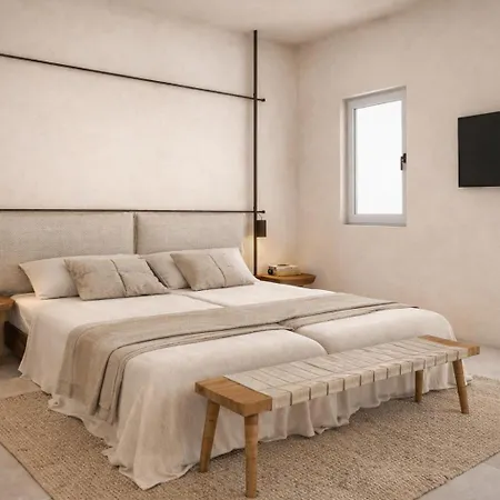 Neso - Stylish Poolside Escape For 6 In Mykonos Town